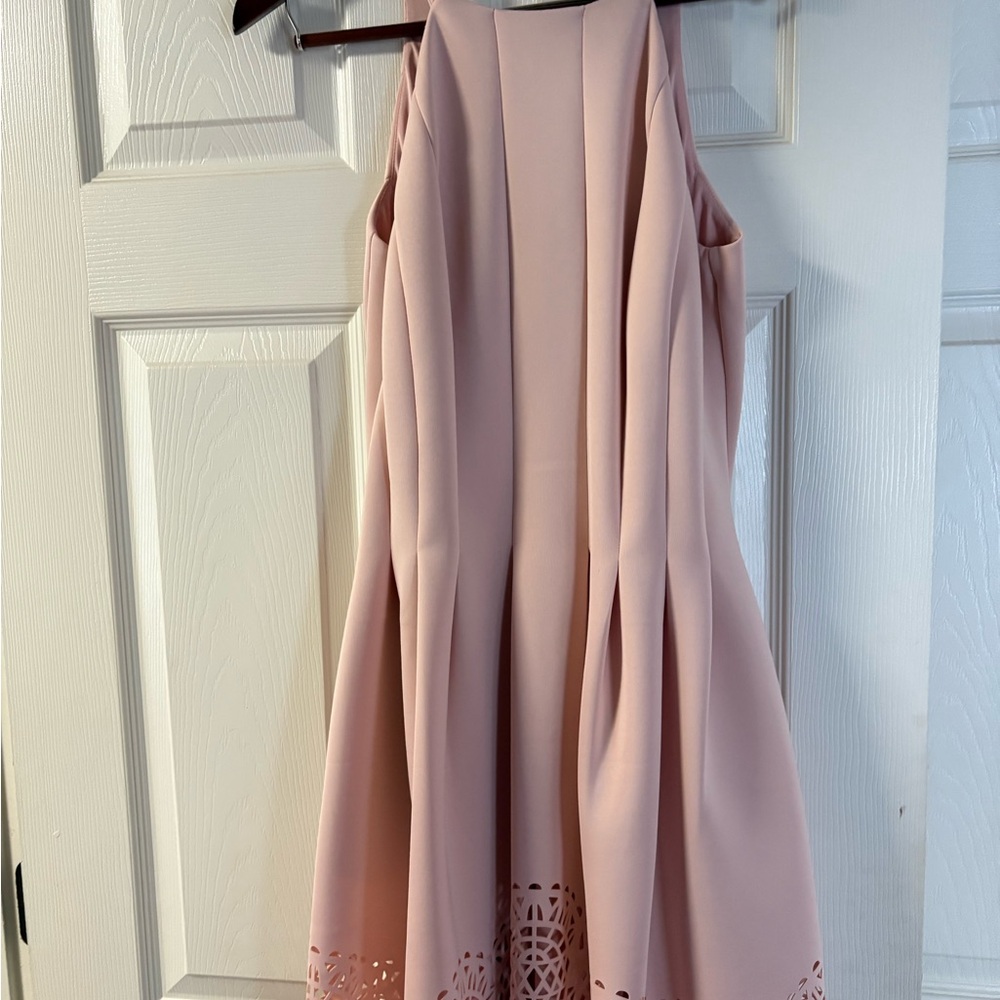 Vince Camuto Elegant Pink Sleeveless Dress